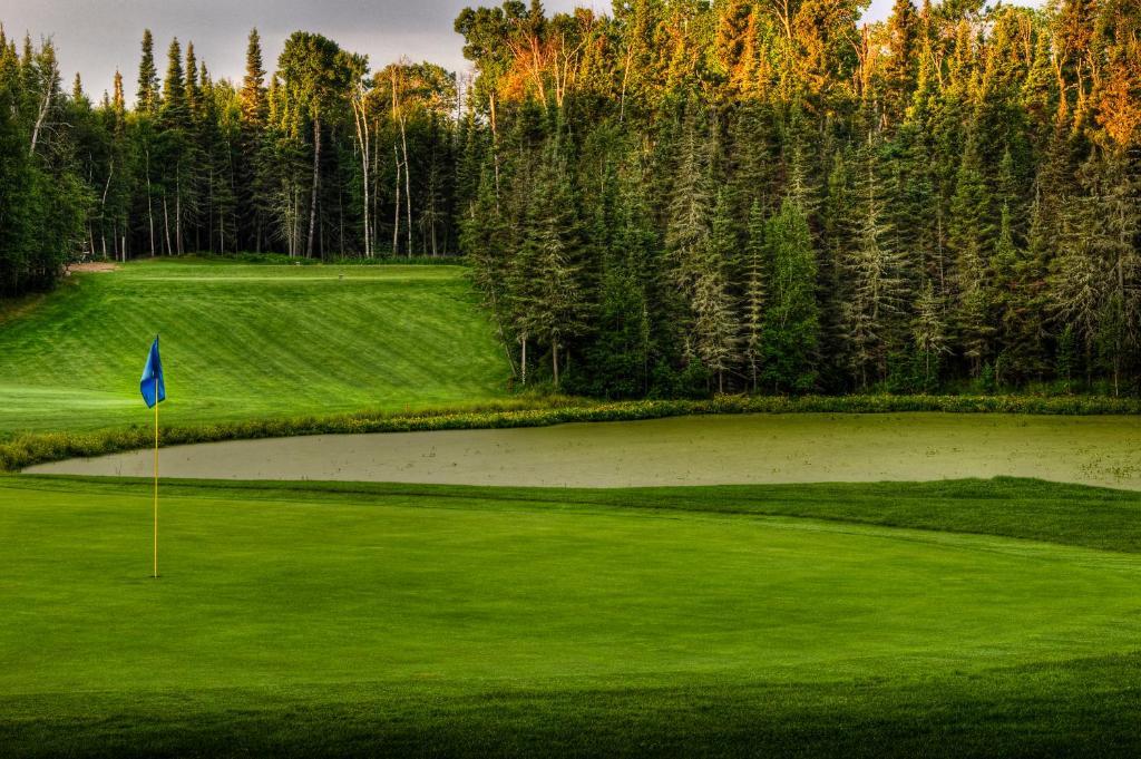برينس ألبرت Elk Ridge Resort المظهر الخارجي الصورة