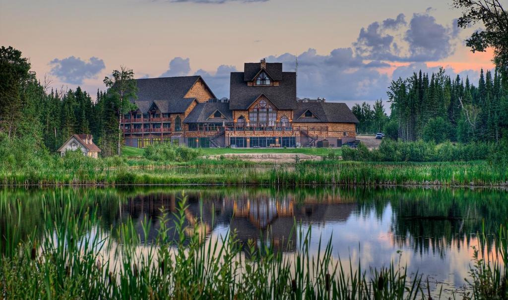 برينس ألبرت Elk Ridge Resort المظهر الخارجي الصورة